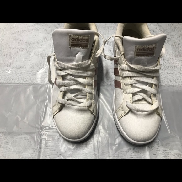 adidas Women's Sneakers in White and Pink - Picture 8 of 8